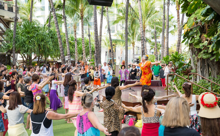 ロイヤル・ハワイアン・センターの無料レッスン<br />
#royalhawaiiancenter, #FindRHC #ロイヤルハワイアンセンター