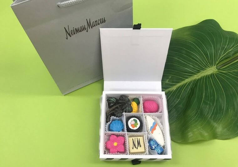 日本未上陸のマギー・ルイーズ・コンフェクションのチョコレートセットはハワイ限定。ミルクチョコ、ダークチョコ、ホワイトチョコの12個入り＄48.00  （アラモアナセンター／ニーマン・マーカス）