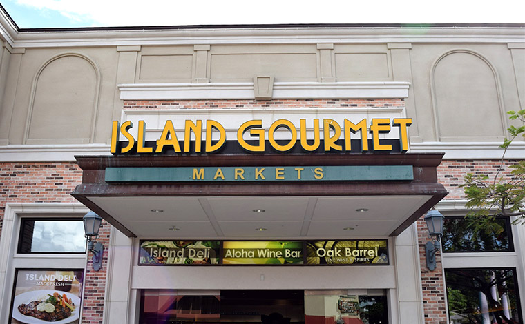 クイーンズ・マーケット・プレイス内にあるABCストア系のマーケット。キングスランド滞在に必要な食材や日用品は、たいていのものがこちらで揃うそうです