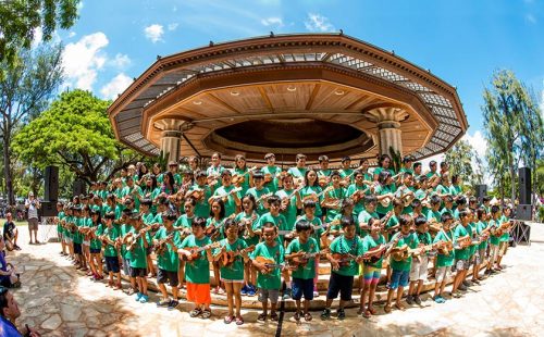 癒しのハワイアンミュージック！旅行中に本場のウクレレを楽しむ