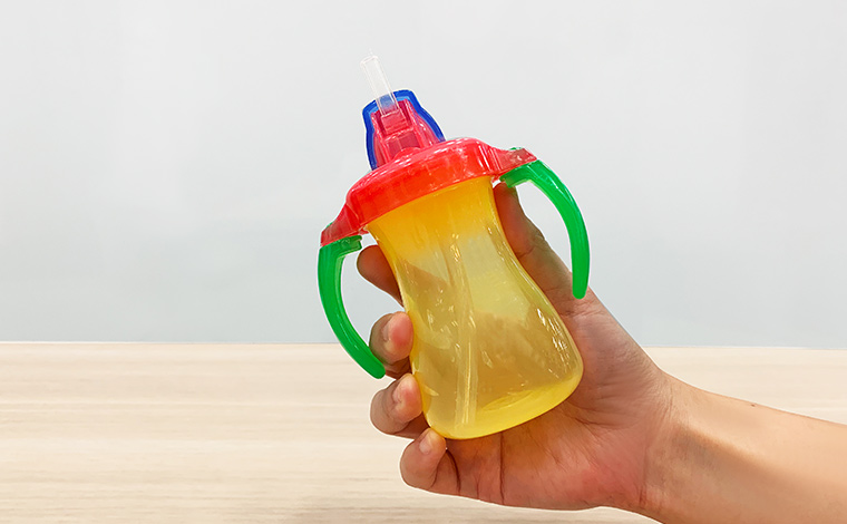 離乳食、マグ、ミルク作る用のお湯（ボトル）