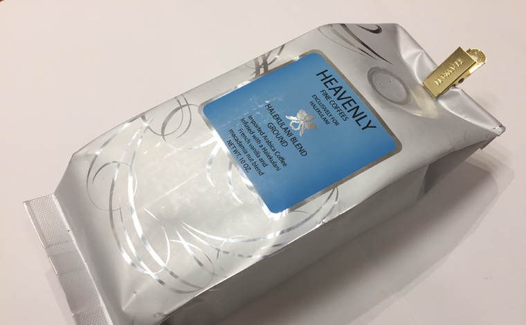 コナコーヒーのほか、フレンチバニラ＆マカダミアナッツのフレーバーコーヒーもおすすめ。甘い香りが人気です。