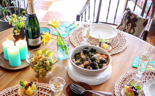 ハワイや沖縄での休暇に憧れて。料理家直伝のリゾート風テーブルコーデ術