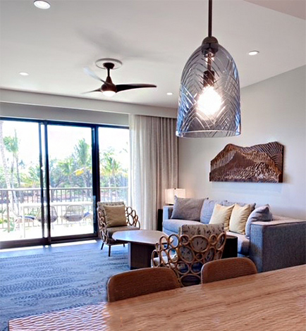 マウイベイヴィラズ・ヒルトングランドバケーションズクラブのリビング