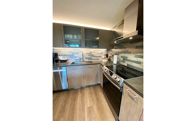 マウイベイヴィラズ・ヒルトングランドバケーションズクラブのキッチン