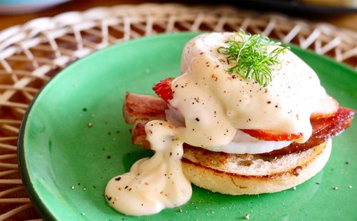 ハワイコンドミニアムで作りたい！簡単カルアポーク＆エッグベネディクトレシピ!