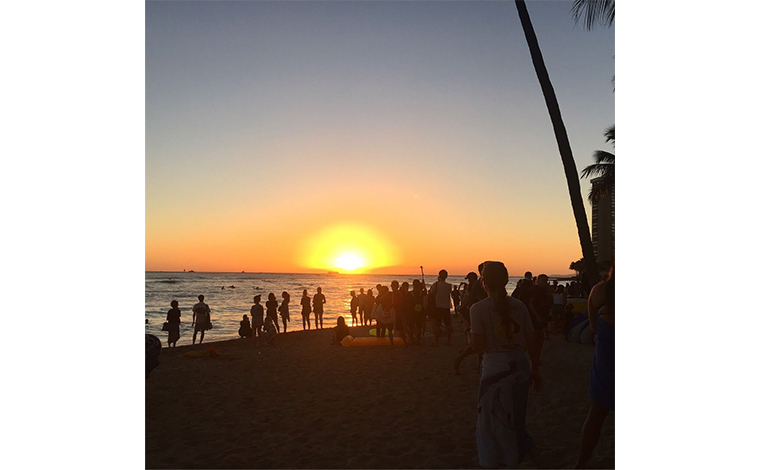 ワイキキビーチ（ハワイ）