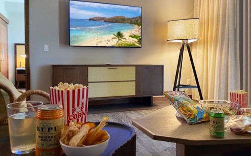 ハワイが撮影地の映画7選！ ヒルトングランドバケーションズリゾートの大画面でムービーパーティ