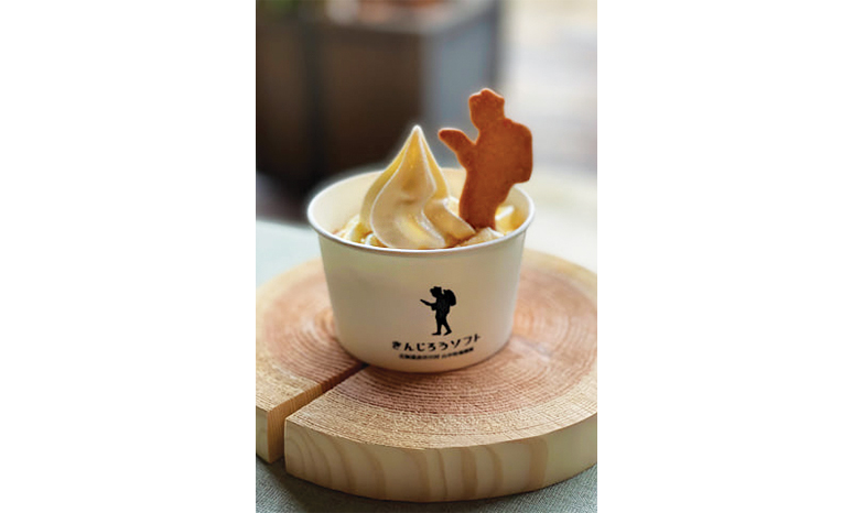 きんじろうソフト　500円（税込）  写真提供：きんじろうカフェ