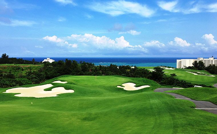 写真提供：ＰＧＭゴルフリゾート沖縄