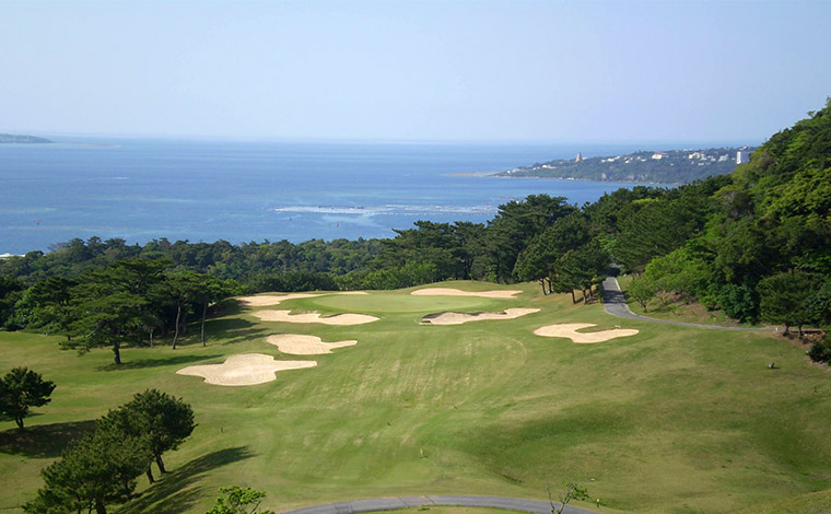 写真提供：ベルビーチゴルフクラブ