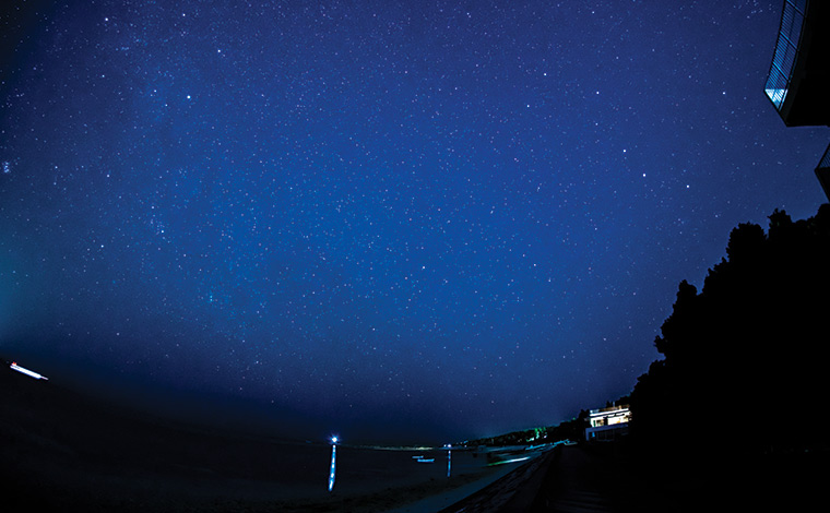 写真提供：本部町観光協会　八重岳展望台から見た町並み