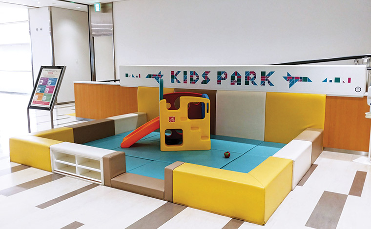 出国手続き前エリアの第2ターミナル4階に1ヶ所