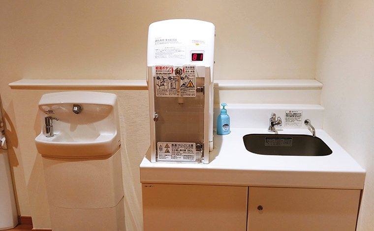 ベビールームは空港内に数多くあるので、使用中の場合は待つよりも別のところへ行くほうが早そうです。