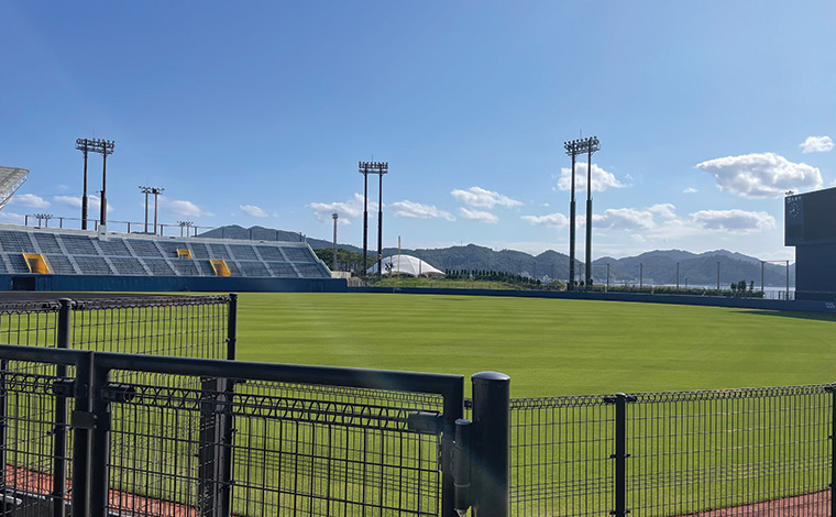 タピックスタジアム名護