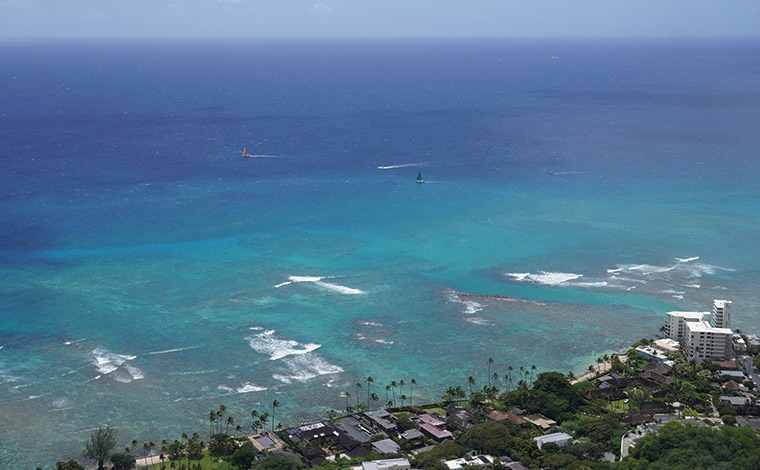 ダイヤモンドヘッド山頂からの眺め