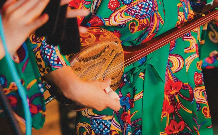 プライベートレッスンなので、一緒に弾いて唄うなどのリクエストもできます。（写真提供：いなぐんぐゎ）