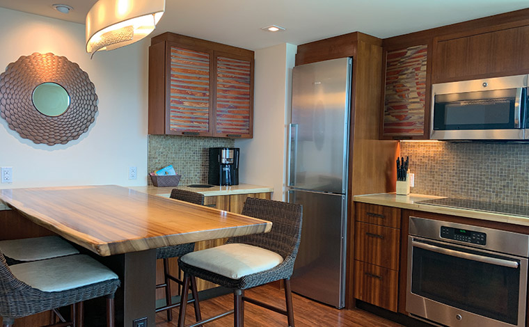 ザ・グランドアイランダー・ヒルトングランドバケーションズクラブの<br />
ダイニングテーブルもあるゆとりのフルキッチン