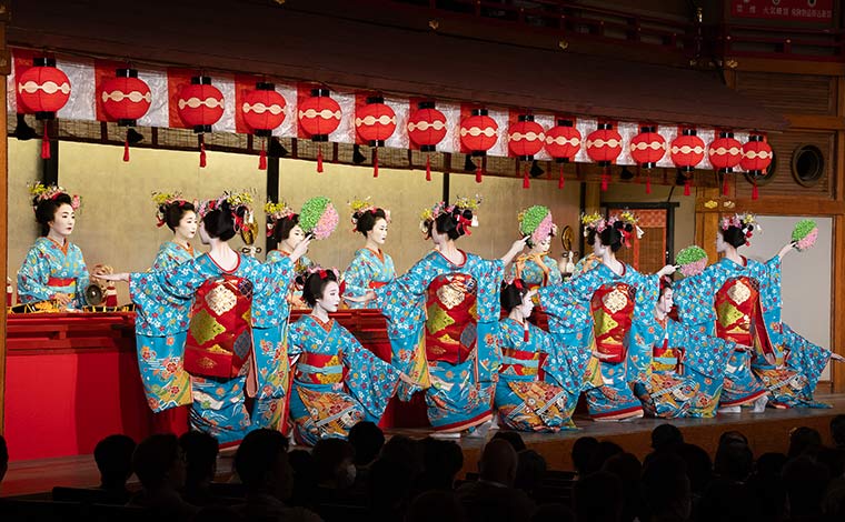 写真提供：祇園甲部歌舞会