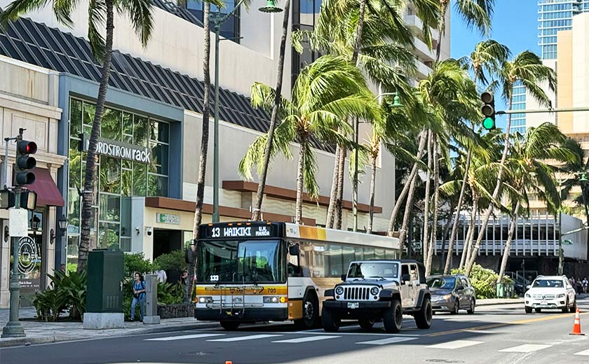 ハワイ旅行の必訪スポット！進化するワイキキ・クヒオ通りのグルメ＆ショッピング