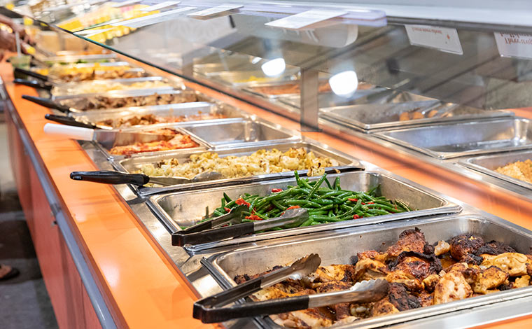 サラダ＆ホットバー　1ポンド（453.6グラム）あたり13.99ドル